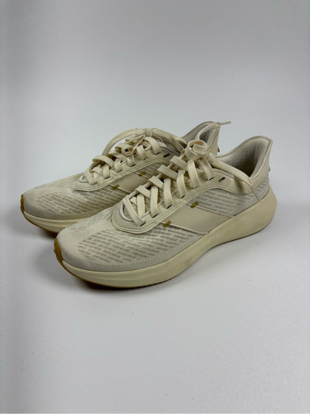 Tracksmith Men's Eliot Cream Knit Performance Running Shoes - 7